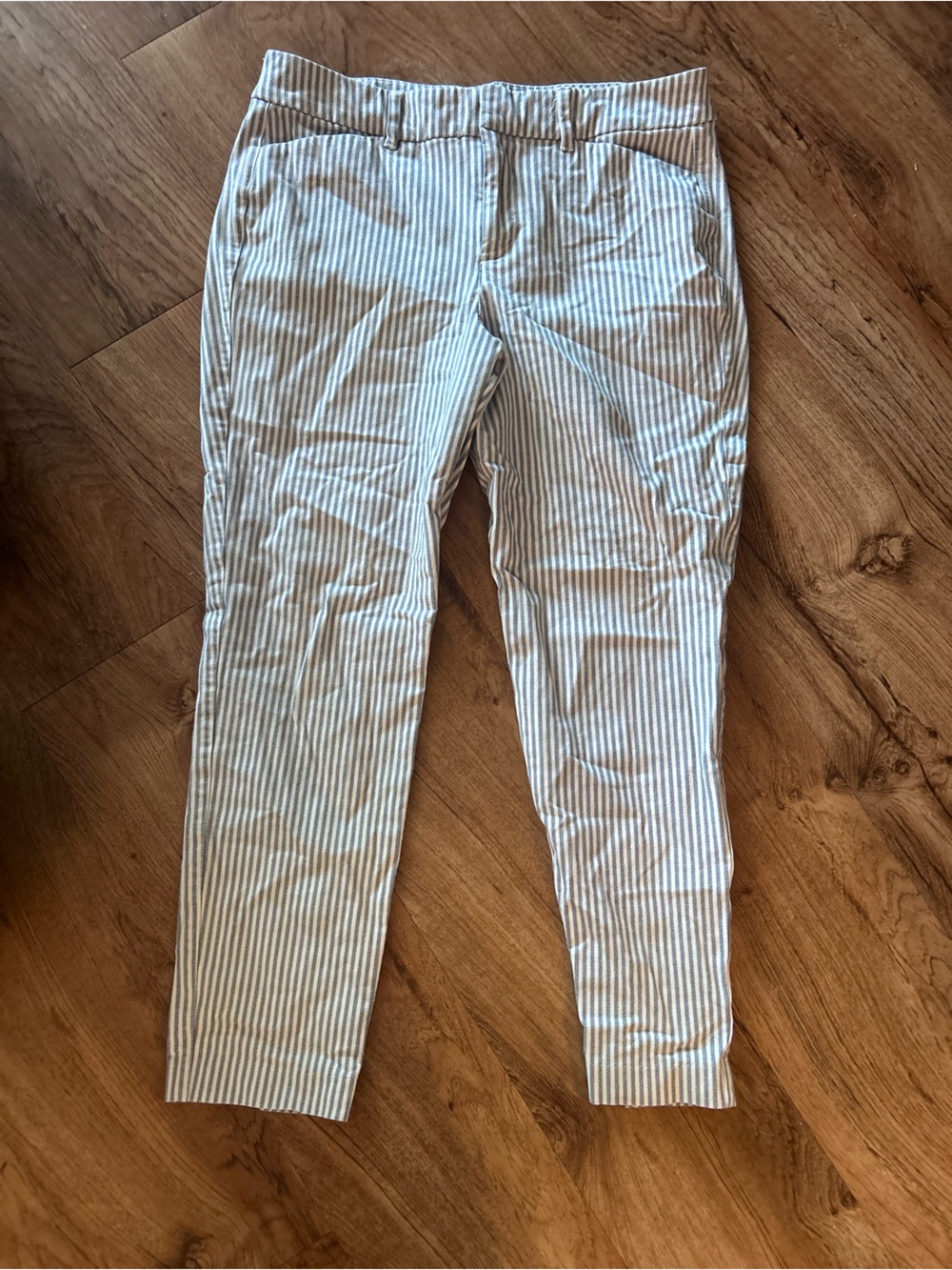 5 for $25 Old Navy blue and white striped pants